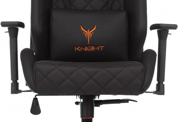 Кресло игровое Knight Outrider